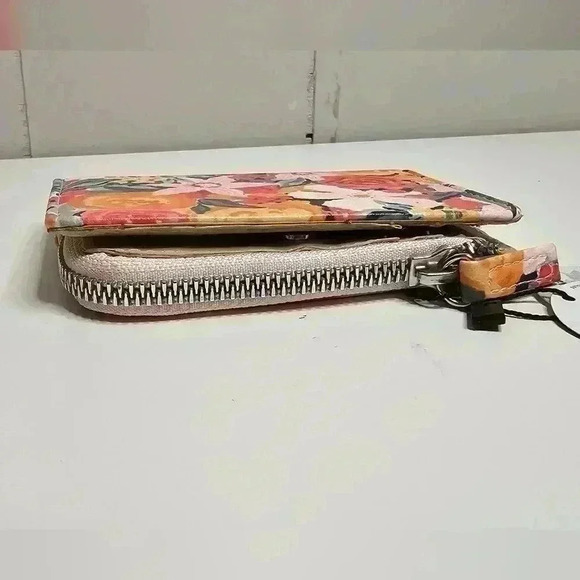 NWT Mundi Bettie Wallet Floral Print - Picture 4 of 4